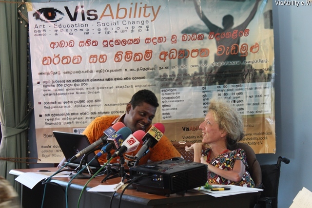 2015-08-13 VisAbility - Press conference - Ampara